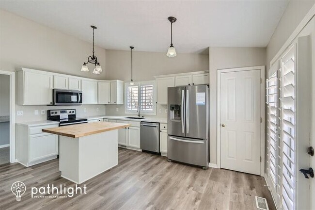 Building Photo - 1086 Topaz Road, Saratoga Springs, UT, 84045