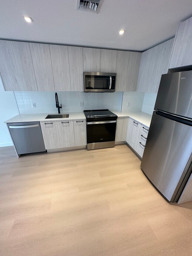 Foto principal - 79 NW 31st St