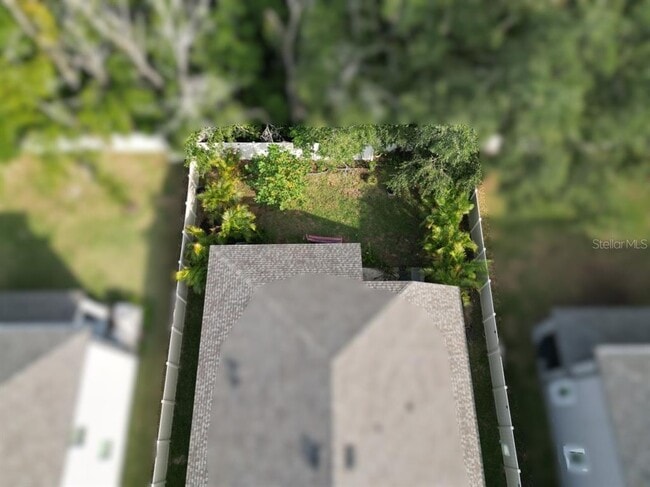 Foto del edificio - 11996 Hilltop Farms Dr