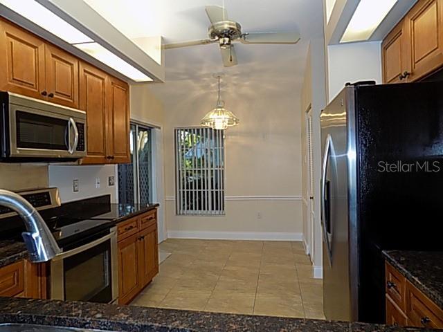 Building Photo - 7724 Palm Aire Ln