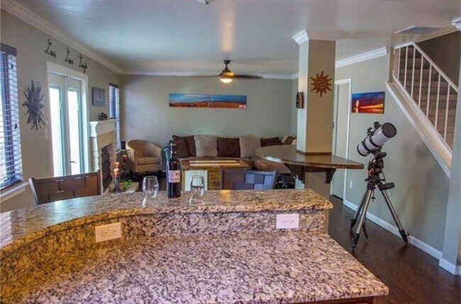 Foto del edificio - 12800 Meehan Dr