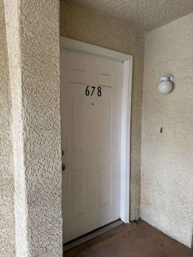 Foto del edificio - Charming 2-Bedroom, 1-Bath Condo