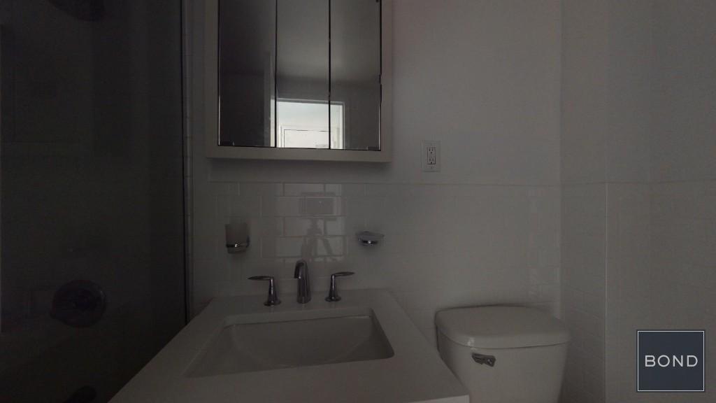 Foto del edificio - 145 E 16th St