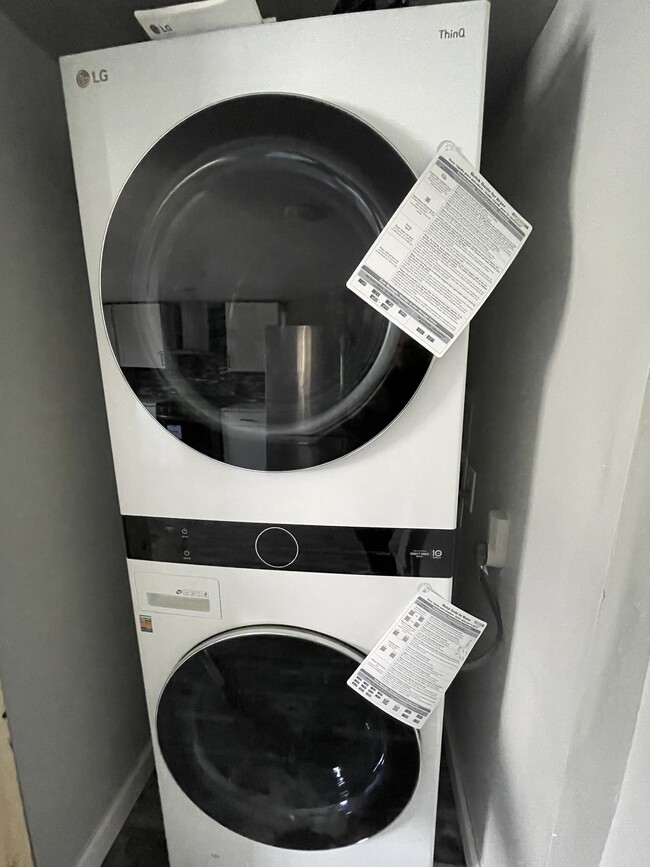 Brand new LG washer dryer set - 204 Courtdale Ave