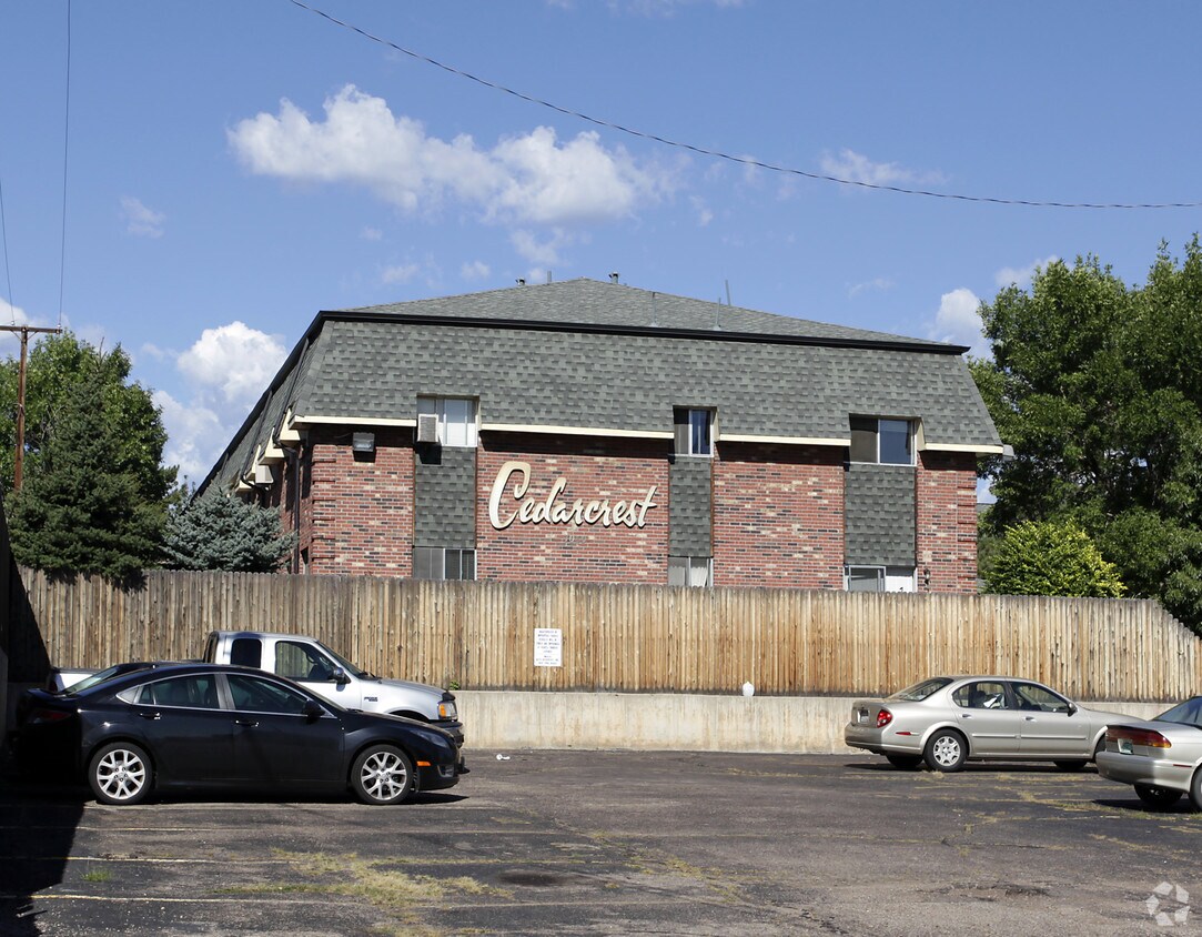 Building Photo - Cedarcrest