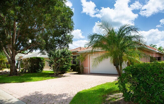 Foto del edificio - ***LONGSHORE LAKES*** 3 BED/ 2 BATH + DEN*...