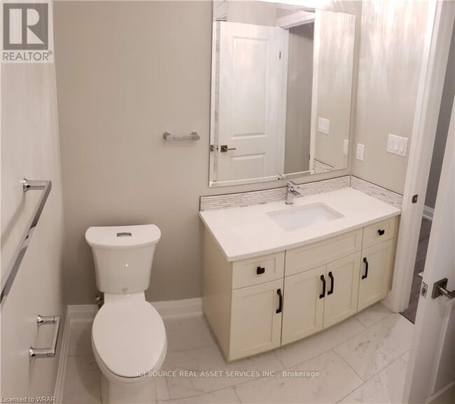 Building Photo - 361 Westvale Dr