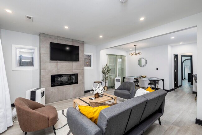 Foto del edificio - 3318 Waverly St