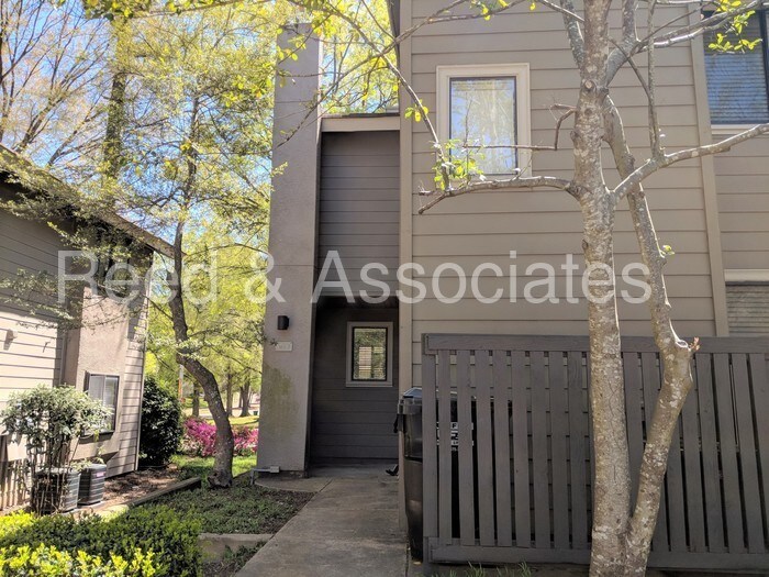 *Memorial Day MoveIn Special* Condo for Rent in Germantown, TN