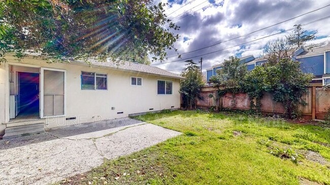 Building Photo - 775 Dutton Ave
