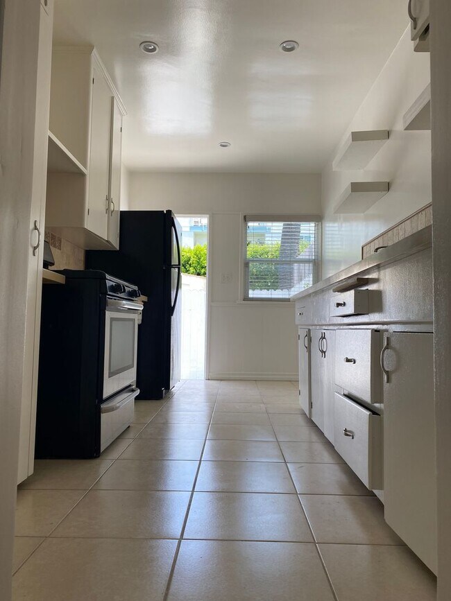 Foto del edificio - 2406 Grandview Ave