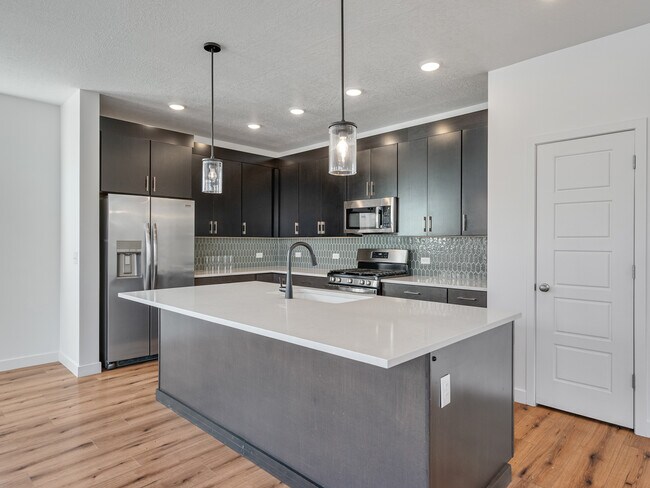 Foto del edificio - 4638 Tulip Ln