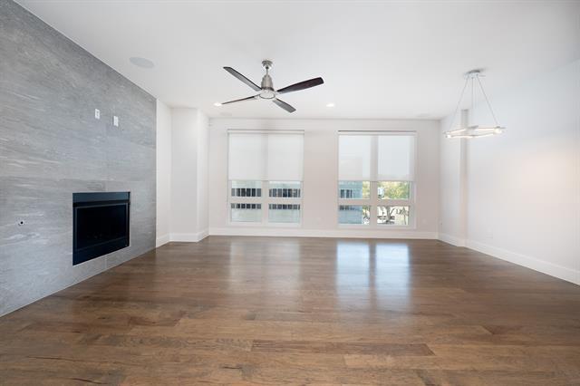 Foto del edificio - 2934 N Hall St