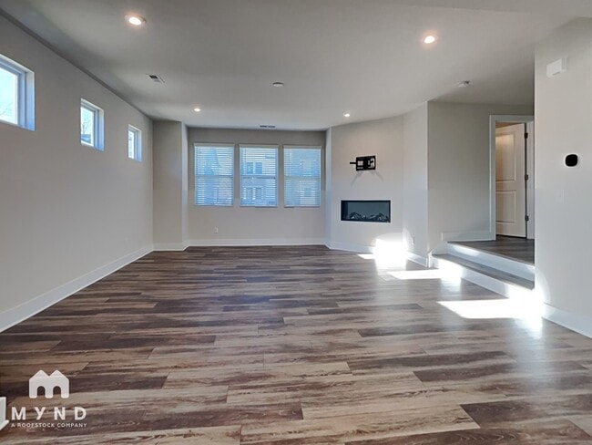 Building Photo - 2330 Aria Park Dr