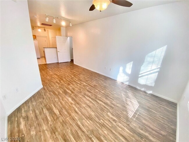 Building Photo - 10550 W Alexander Rd