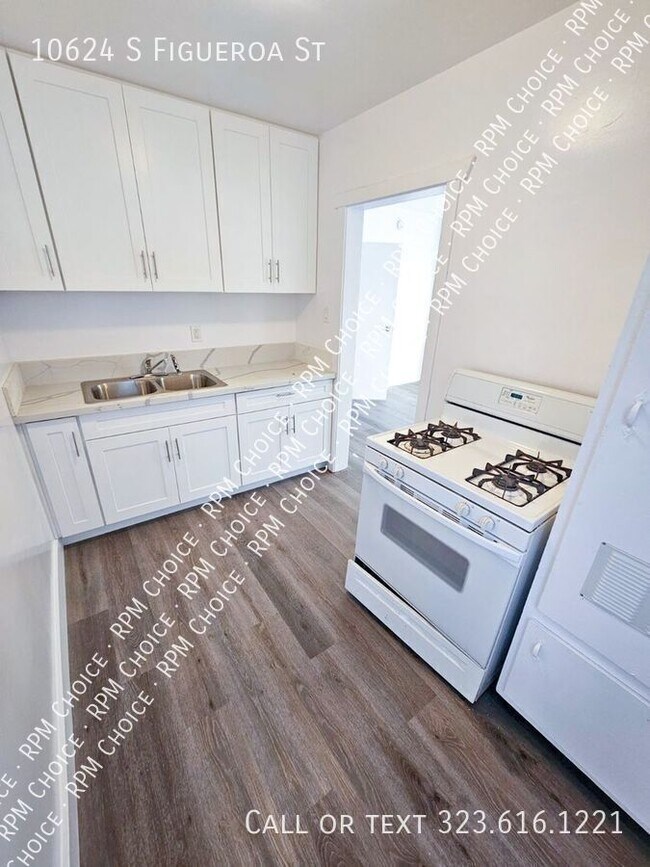Photo - 10624 S Figueroa St Apartment