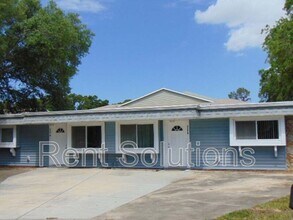Building Photo - 217 Debby Ct