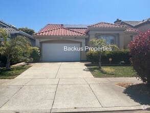 Building Photo - 1816 Hudson Way