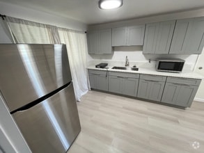 Building Photo - 95-304-304 Waipuolo Pl