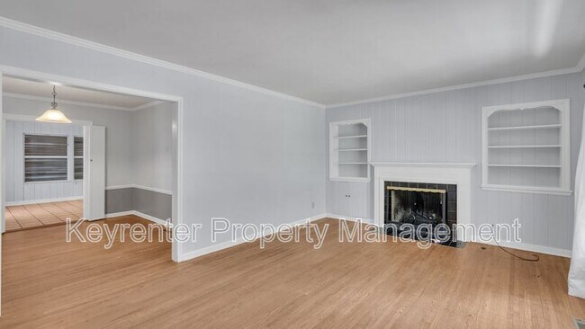 Foto del edificio - 2220 S Indianapolis Ave