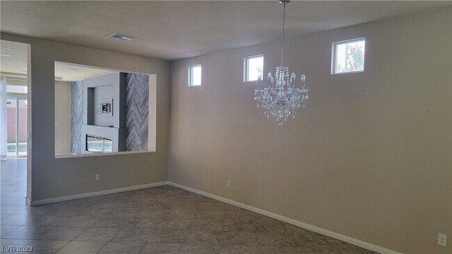 Building Photo - 6593 Mountain Spirit Ct