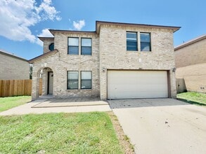 Building Photo - 1900 Grassland Dr