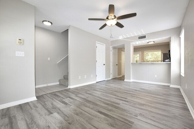 Foto del edificio - 610 SW 11th Ln
