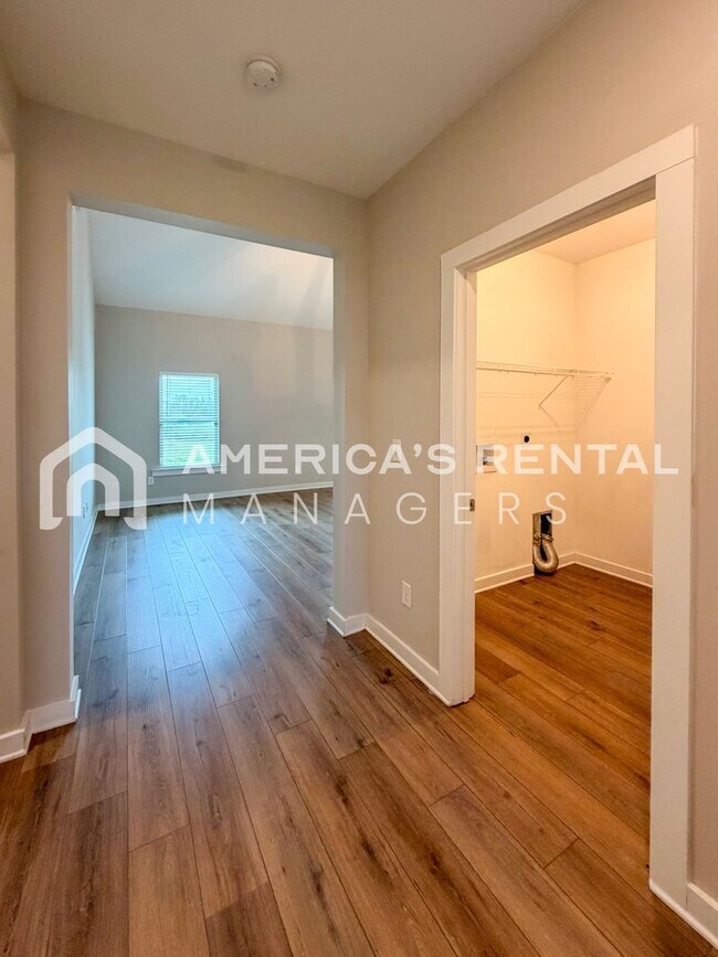 Foto del edificio - Home for Rent in Eastaboga, AL!