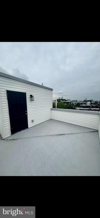 Foto del edificio - 1641 N Newkirk St
