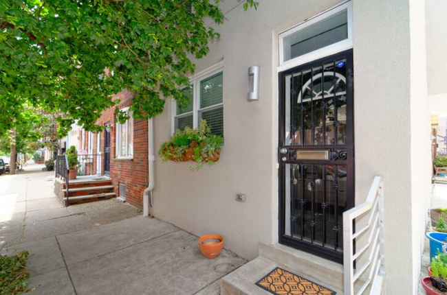 Street View - 632 Fitzwater St