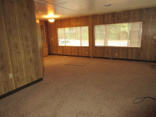 Building Photo - 6433 Rosewood Dr