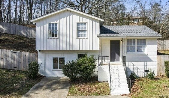 Foto del edificio - 1000 Jacque Cir