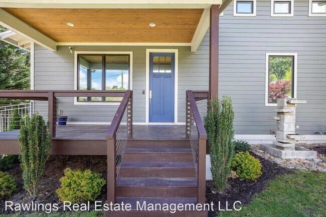 Foto del edificio - 4 br, 4.5 bath House - 405 Stratford Road