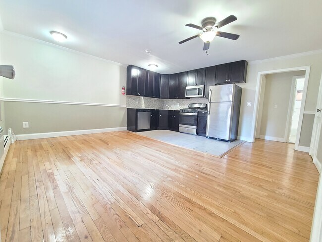 Foto del edificio - 112 66th St