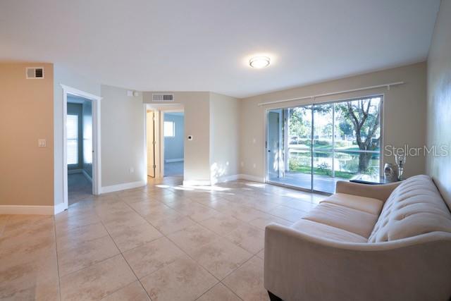 Foto del edificio - 10024 Strafford Oak Ct