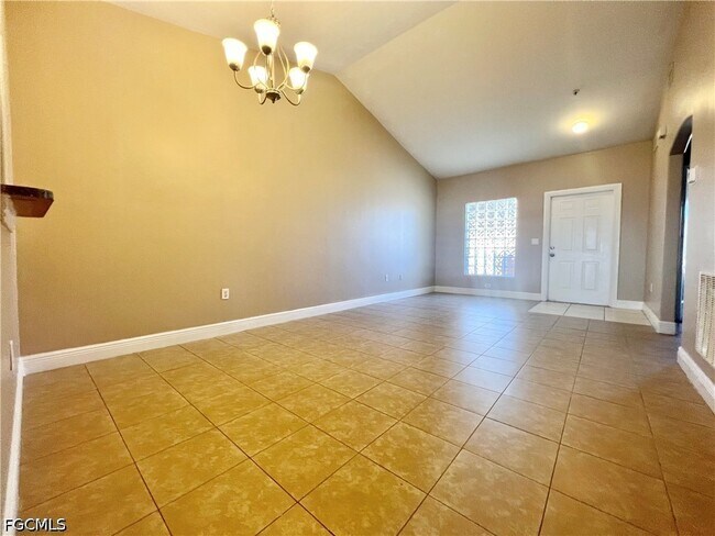 Building Photo - 4175 Castilla Circle
