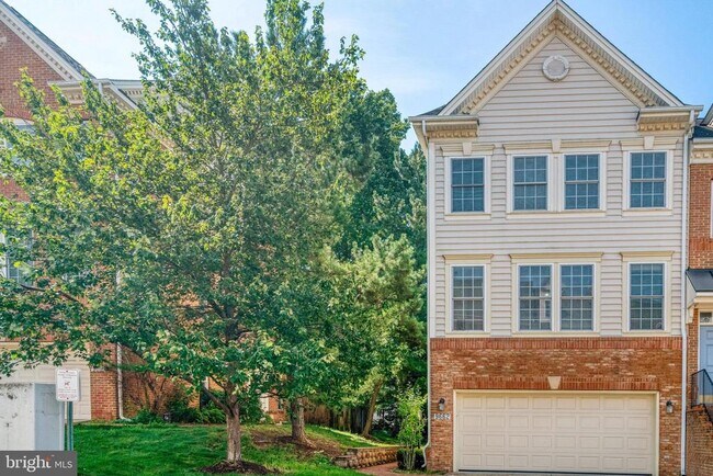 Foto del edificio - 9662 Potters Hill Cir