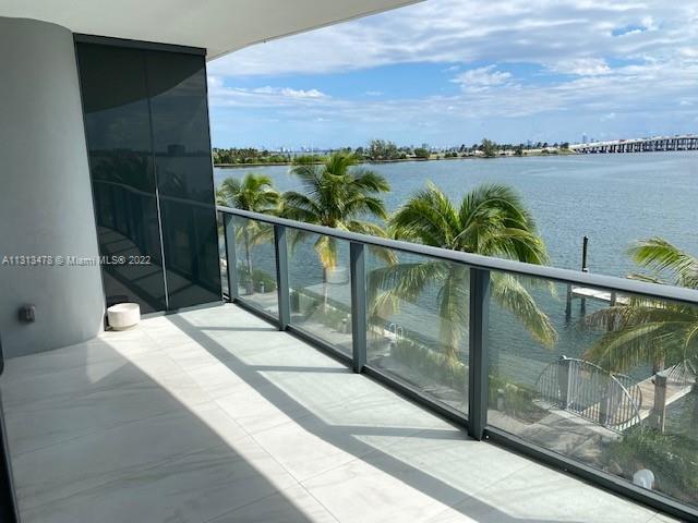 3131 NE 7th Ave Unit 302 photo'