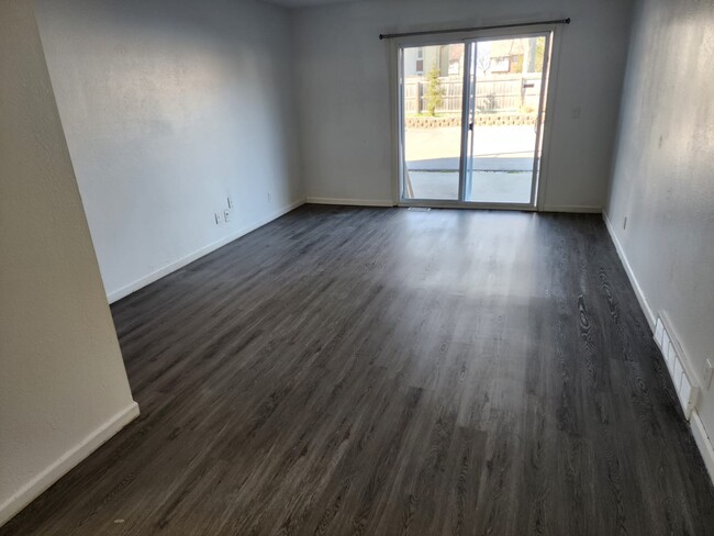 SALA DE ESTAR - Rockspring Apartments
