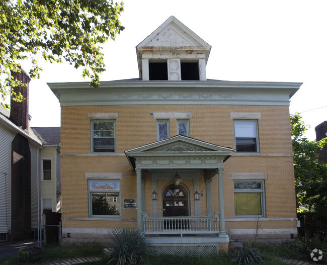 Building Photo - 101-115 Dwight Street