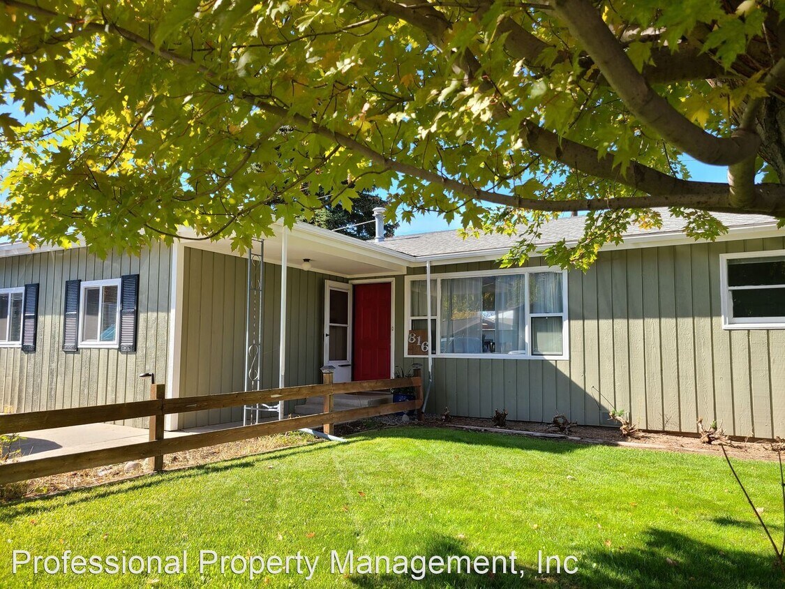 Primary Photo - 4 br, 3 bath House - 816 W Hallmark Ln