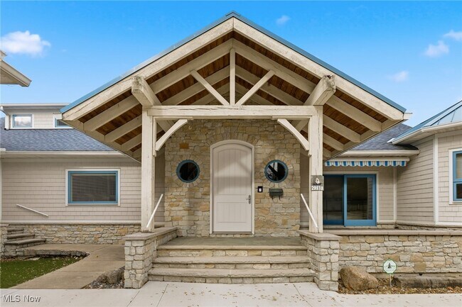 Foto del edificio - 28838 Lake Rd