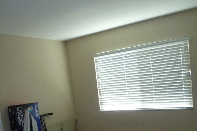 Building Photo - 8915 Duncan Rd