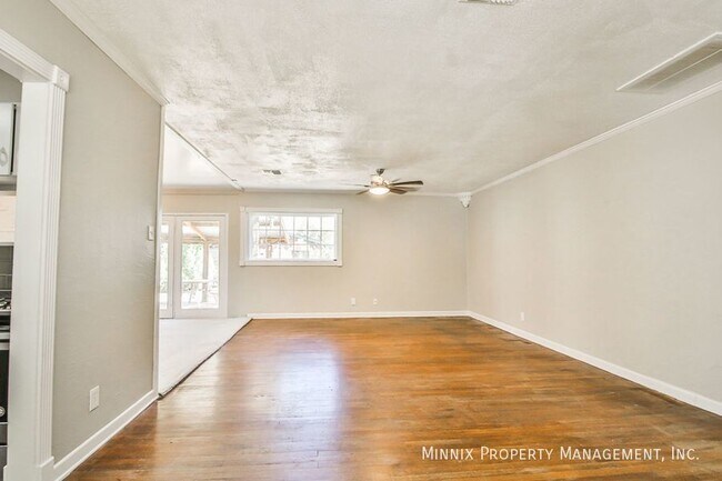 Building Photo - 3408 25th St