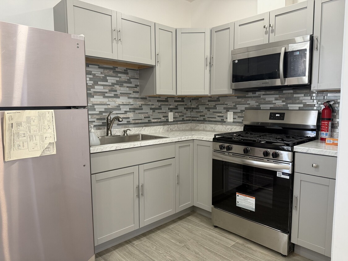 Photo - 415 S 10th St (Reading, PA)