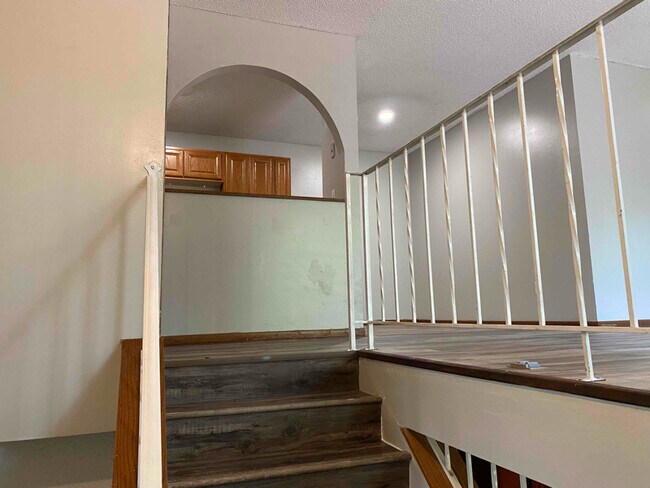 Foto del edificio - 1818 Hale Ave N