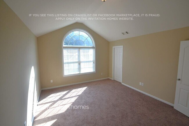 Building Photo - 3226 Pate Creek View