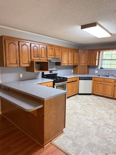 Foto del edificio - 923 S Summit Rd