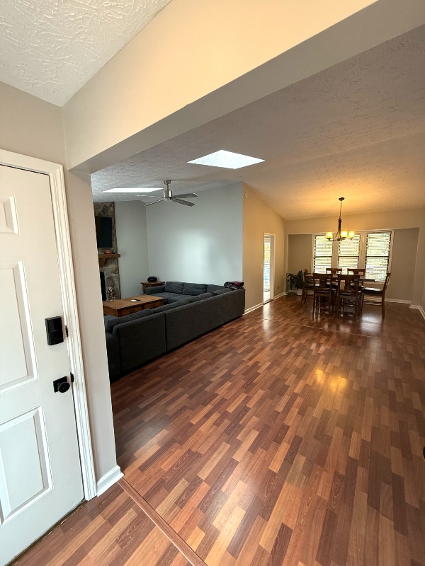 Building Photo - 4065 Maxanne Dr NW