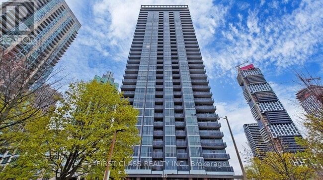 Building Photo - 223 Webb Dr